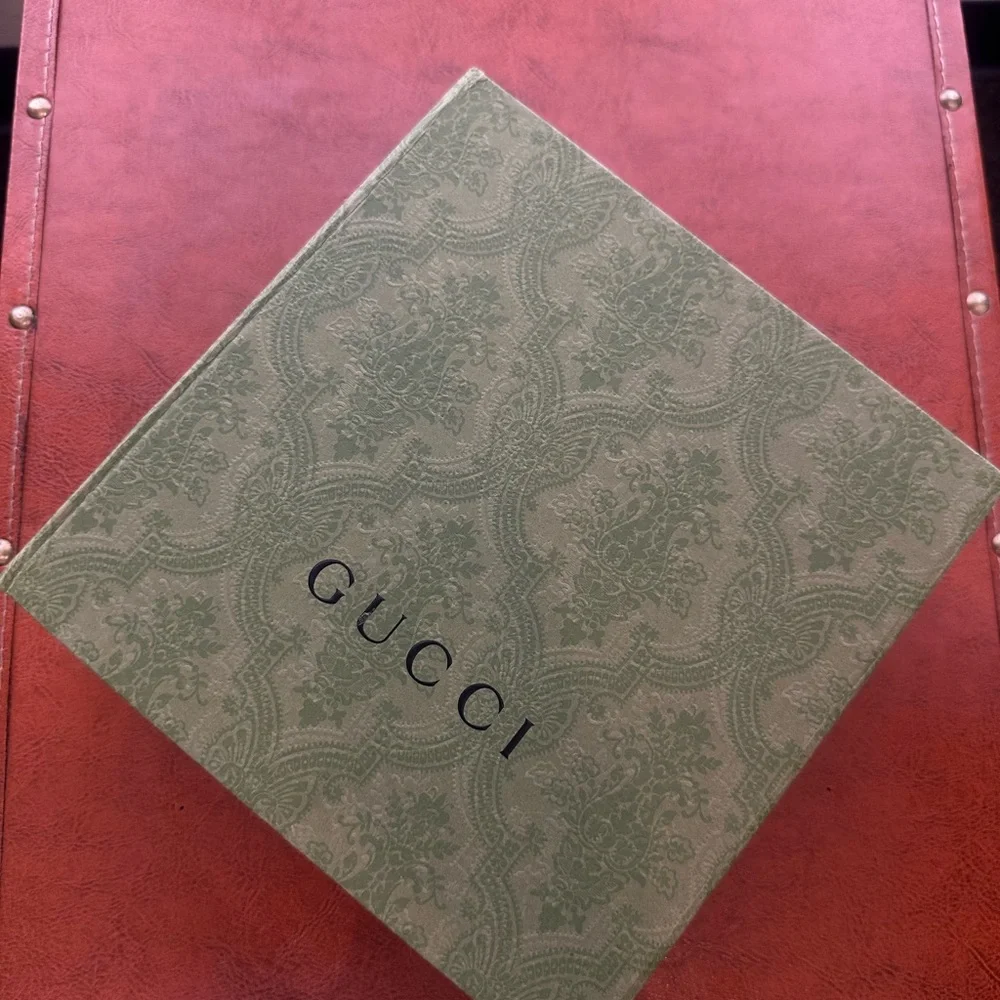 Gucci Marmont Faux Pearl Accents Belt - Picture 8 of 8